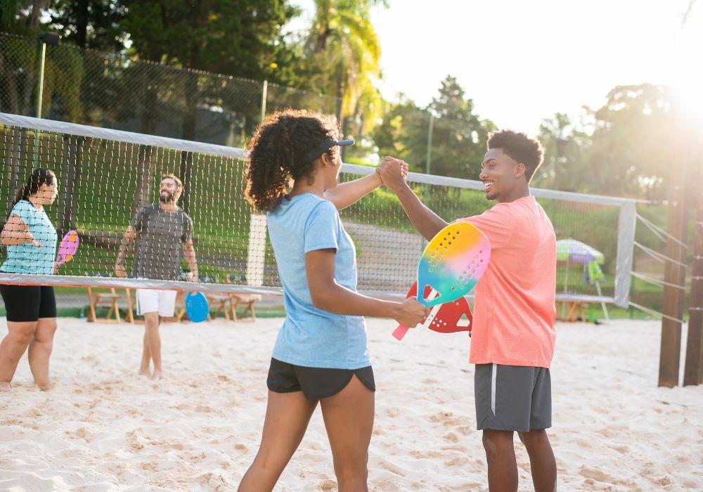 Beach tennis: conheça o esporte do momento