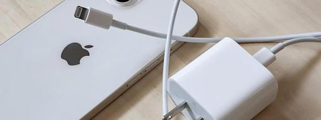 iPhone 15 com USB-C que limita carga em cabo falso tem rumor reforçado