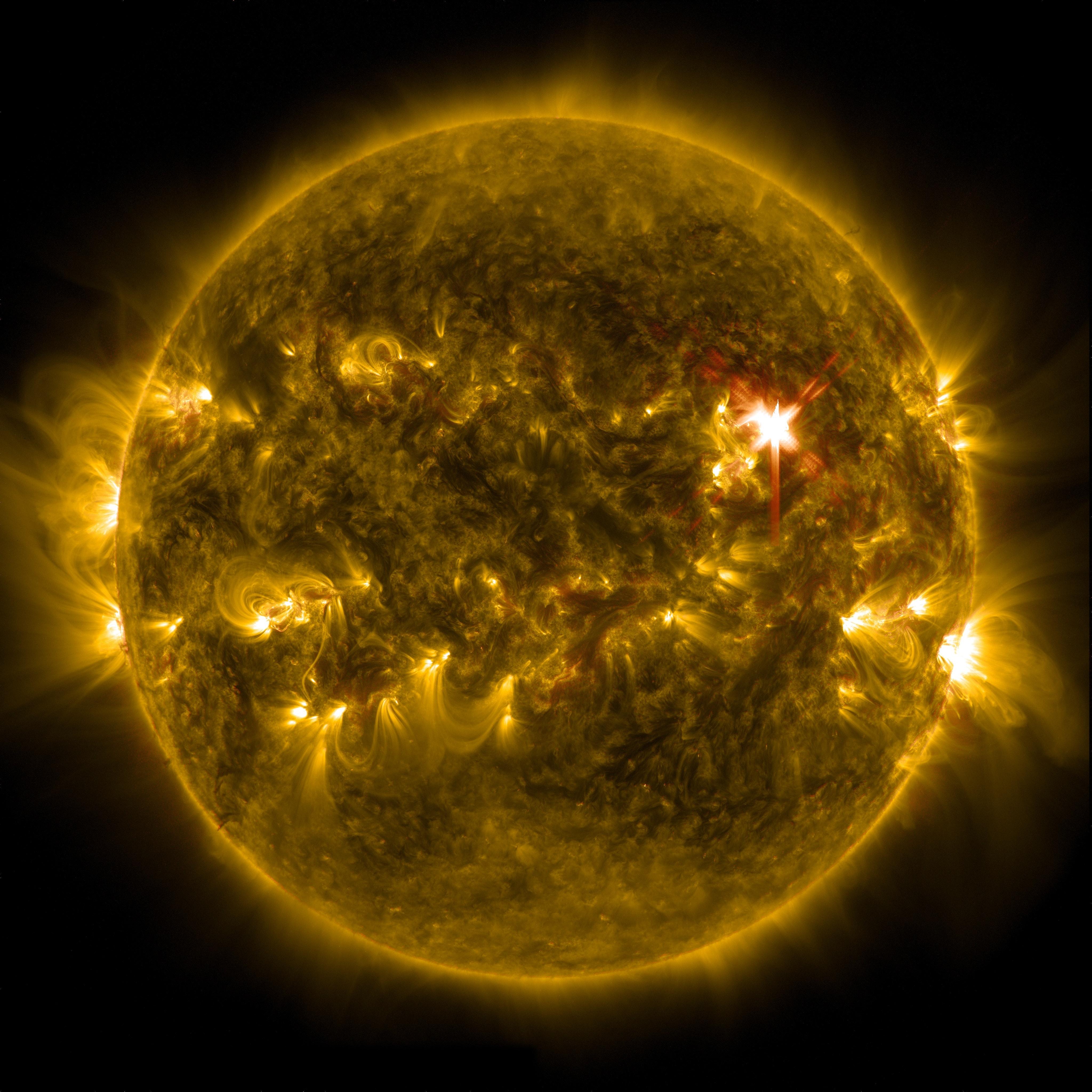 NASA registra maior explosão solar dos últimos anos