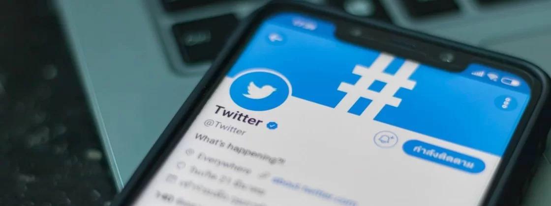 Sem querer: Twitter fica quebrado globalmente após erro interno