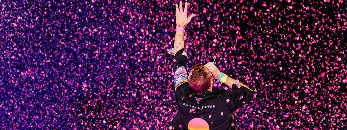Como funcionam as pulseiras eletrônicas dos shows do Coldplay?