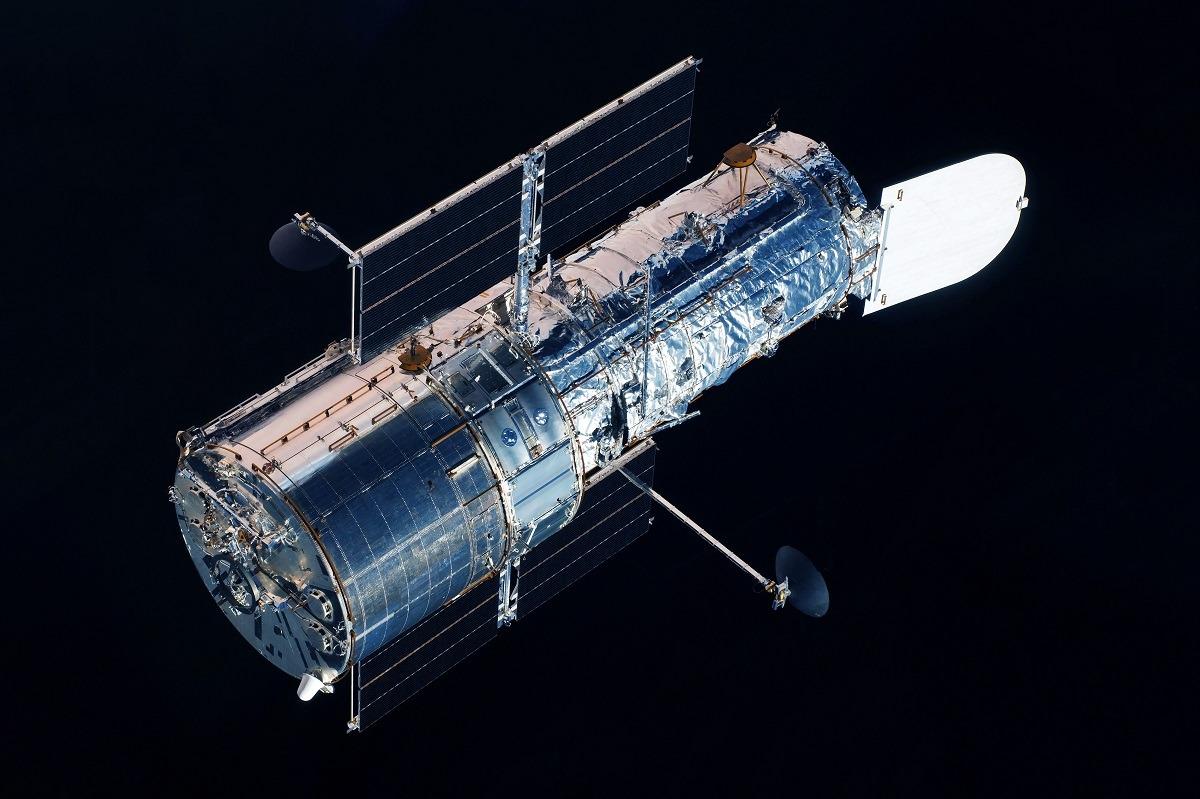 Hubble fotografa “ampulheta cósmica”