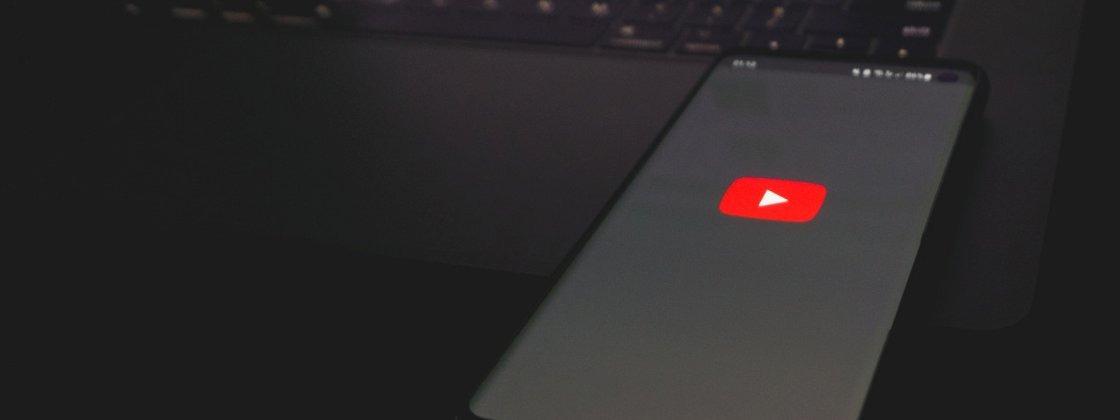 Google usa IA para gerar descrições em vídeos do YouTube Shorts